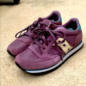 The perfect low profile sneaker!